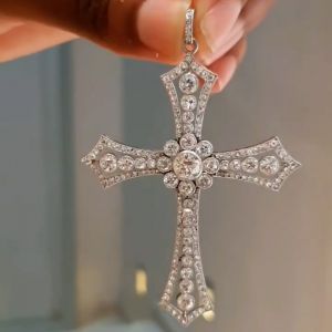 Vintage Round Cut White Sapphire Cross Pendant Necklace For Women