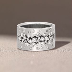 Round Cut White Sapphire Wedding Band For Women