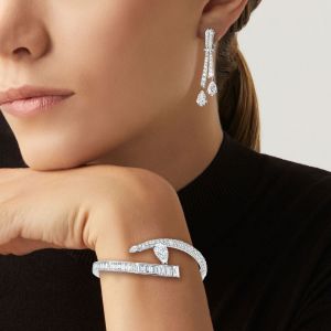 Pear Cut White Sapphire Bracelet & Earrings Set For Women