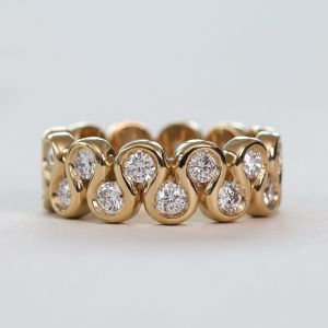 Golden Bezel Round Cut White Sapphire Wedding Band For Women