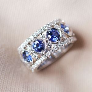 4.5 Ct Milgrain Round Cut Blue Sapphire Wedding Band For Women 