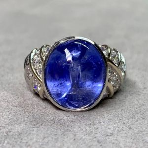 Vintage Oval Cabochon Cut Blue Sapphire Engagement Ring For Women
