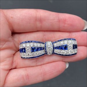 Vintage Art Deco Round Cut Blue & White Sapphire Brooch For Women