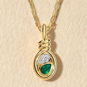 Golden Pear Cut White & Emerald Sapphire Pendant Necklace For Women Wedding Jewelry 