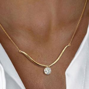 Gold Round Cut White Sapphire Cuban Chain Curved V‑Bar Solitaire Drop Necklace Pendant Necklace For Women 