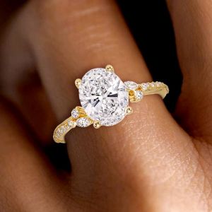 Gold Oval Cut White Sapphire Wedding Ring Engagement Ring For Women