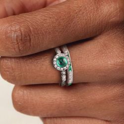Halo Milgrain Round Cut Emerald Color Bridal Set