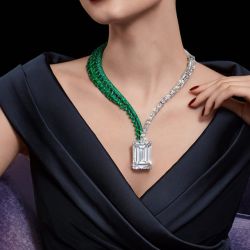 Unique Design Emerald Cut Pendant Necklace