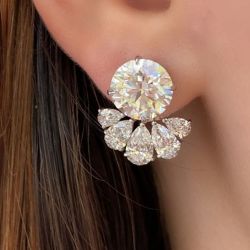 Unique Round & Pear Cut Earring Jackets