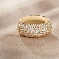Golden Stardust Round Cut Engagement Band For Women