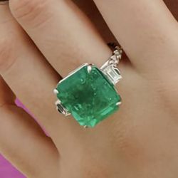 Luxury Three Stone Radiant Cut Emerald Color Engagement Ring