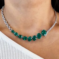 Thorn Design Oval Cut Emerald Sapphire Necklace