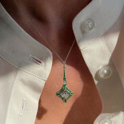 Art Deco Two Tone Round Cut Emerald Sapphire Pendant Necklace