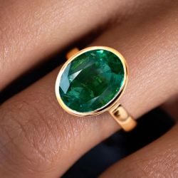 Solitaire Golden Oval Cut Emerald Sapphire Engagement Ring