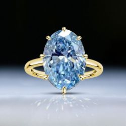 Golden Solitaire Oval Cut Aquamarine Sapphire Engagement Ring