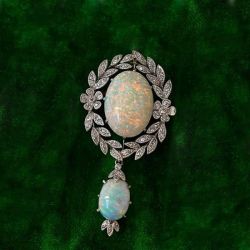 Vintage Milgrain Wreath Design Oval Cut Opal Brooch For Women