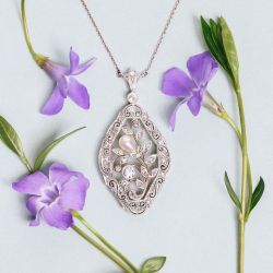 Art Deco Round Cut Pearl & White Sapphire Floral Pendant Necklace For Women