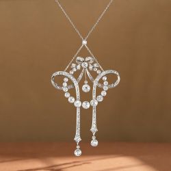Vintage Round Cut White Sapphire Pendant Necklace For Women