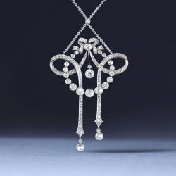 Vintage Round Cut White Sapphire Pendant Necklace For Women