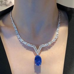 Fabulous Oval Cut Blue Sapphire Pendant Necklace For Women