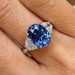 Three Stone Oval Cut Blue Sapphire Engagement Ring For Women 