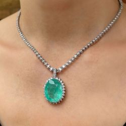 Halo Oval Cut Emerald Sapphire Wedding Necklace For Women 