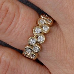 Golden Bezel Round Cut White Sapphire Wedding Band For Women