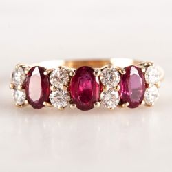 Golden Oval Cut Ruby Sapphire Engagement Ring For Women Wedding Jewelry 1.23 Ct 