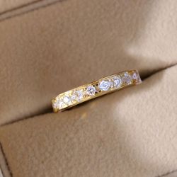 2.5 Ct Golden Round Cut White Sapphire Bridal Jewelry Wedding Band For Women 