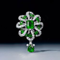 Antique Asscher & Pear Cut Emerald Sapphire Brooch For Women Luxury Jewelry 5.94 Ct 