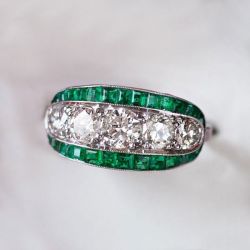 Milgrain Round Cut White & Emerald Sapphire Wedding Jewelry Wedding Band For Women 2.5 Ct 