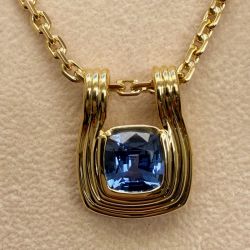 Golden Bezel Cushion Cut Blue Sapphire Gold Necklace Pendant Necklace For Women 
