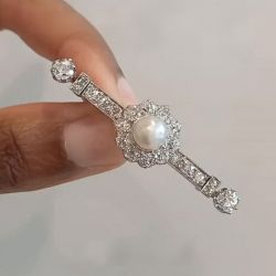 Halo Round Pearl Brooch For Women Wedding Jewelry 