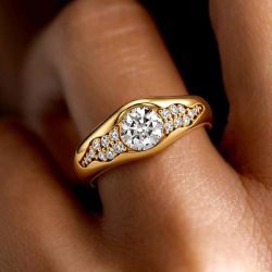 Gold Molten Texture Irregular Curved Round Cut White Sapphire Cocktail Engagement Ring For Women