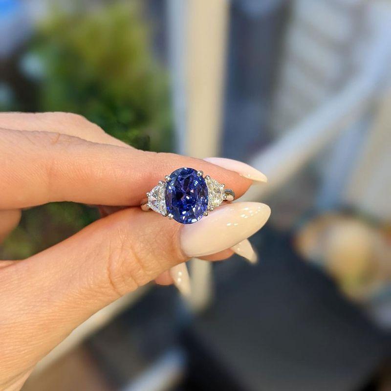Blue Sapphire Band Ring: A Modern Classic with Lasting Meaning