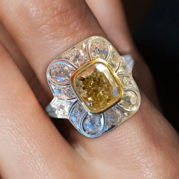 What Makes an Art Deco Ring a Timeless Choice for Vintage Jewelry Lovers?