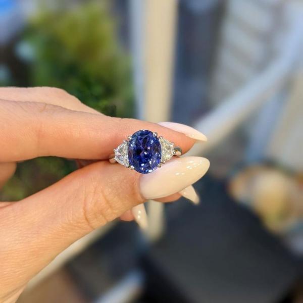 Blue Sapphire Band Ring: A Modern Classic with Lasting Meaning