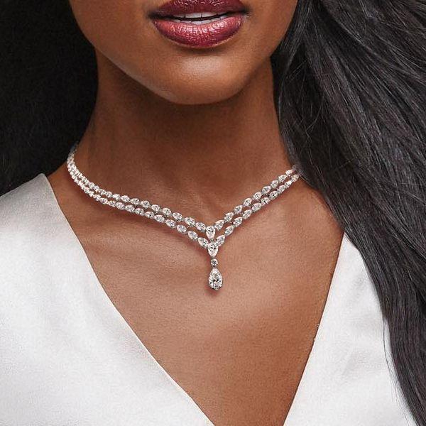 Why Is the Chain Necklace the Must-Have Jewelry Trend Right Now?