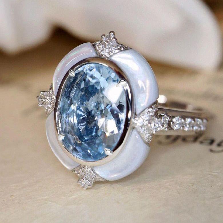 Why Are Aquamarine Rings for Women Becoming the New Must-Have Jewelry?