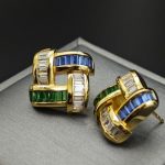 Are Large Stud Earrings the Best Statement Jewelry for Everyday Style?