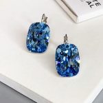 Why Are Blue Topaz Earrings One of America's Favorite Jewelry Trends?